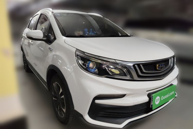 Used Geely Auto Vision X3 2019 Upgraded Model 1.5L CVT Elite Version Front Right 45 Deg