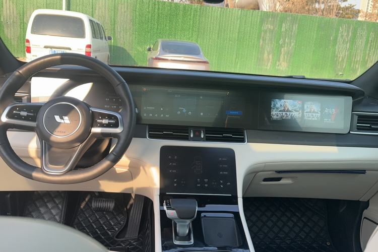 Used Li Auto ONE 2021 Extended-Range 6-Seater Version Interior 1