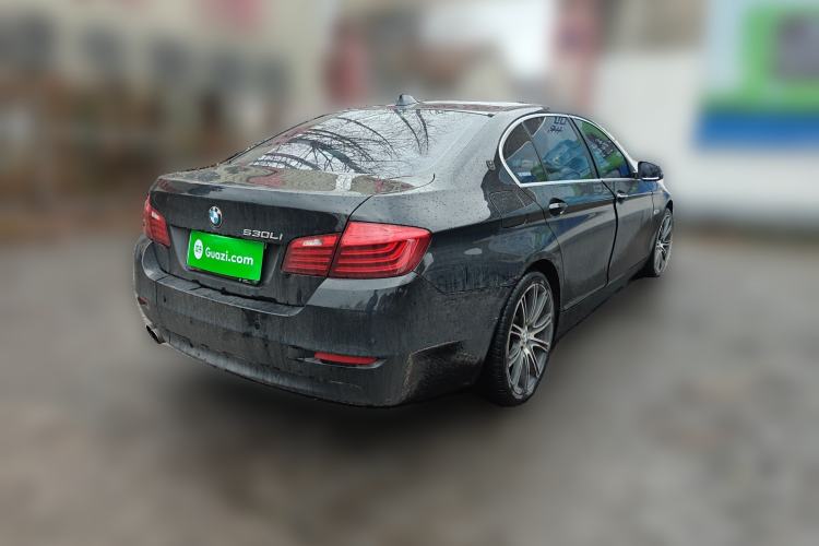 Used BMW 5 Series 2014 520Li Elegant Model
