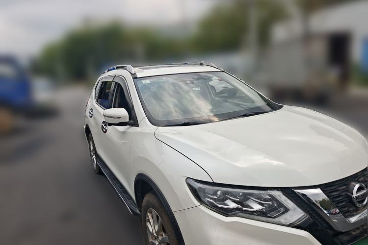 Used Nissan X-Trail 2021 2.0L CVT 2WD XL Premium SmartConnect Deluxe Edition Front Right 45 Deg