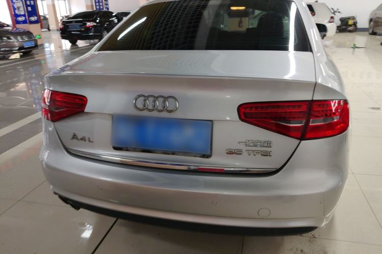 Used Audi A4L 2013 35 TFSI Automatic Standard Model
