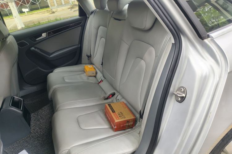 Used Audi A4L 2013 35 TFSI Automatic Comfort Model
