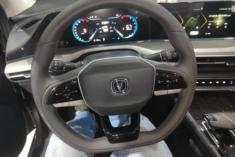 Used CHANGAN Eado 2022 PLUS Blue Whale NE 1.4T GDI DCT Prestige Edition