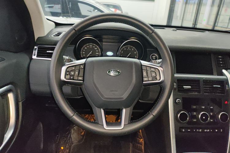 Used Land Rover Discovery Sport 2018 240 PS SE Version