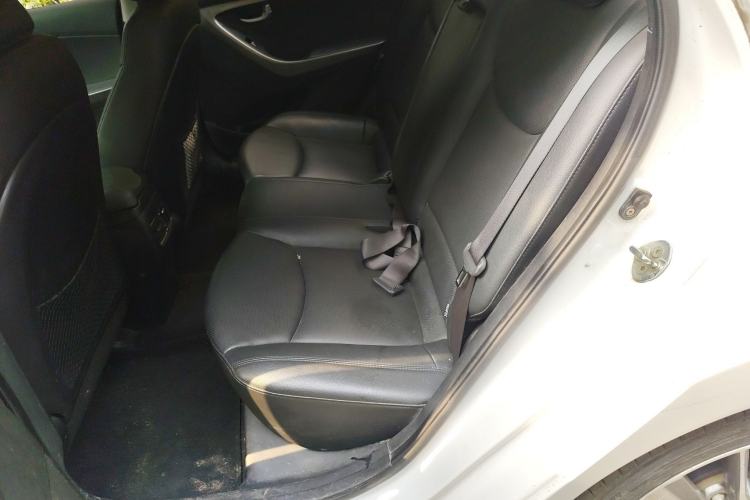 Used Hyundai Elantra (5th Generation / Langdong) 2015 1.6L Automatic Luxury Model