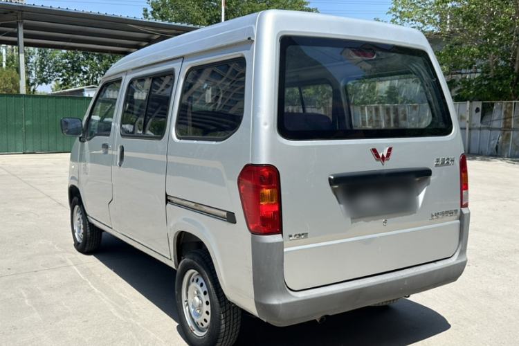 Used Wuling Zhiguang 2015 1.2L Practical LS-I Model
