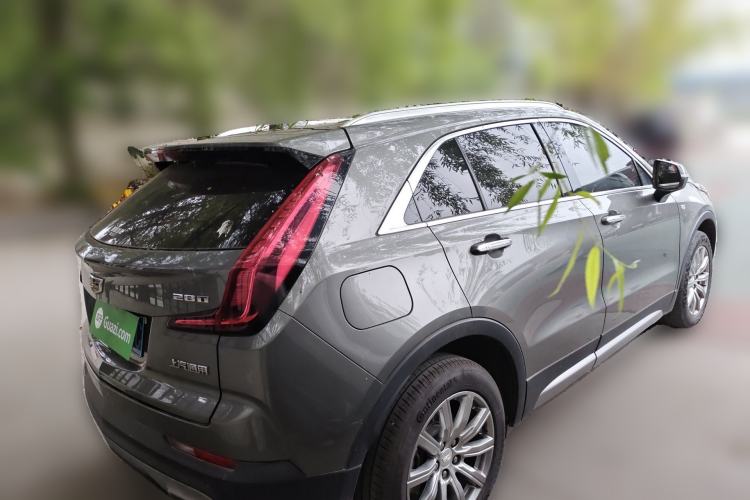 Used Cadillac XT4 2018 28T Two-Wheel-Drive Luxury Model