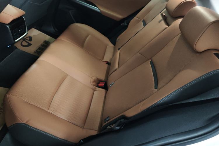 Used Toyota Venza 2022 2.0L CVT Four-Wheel Drive Supreme Edition Left Rear Seat