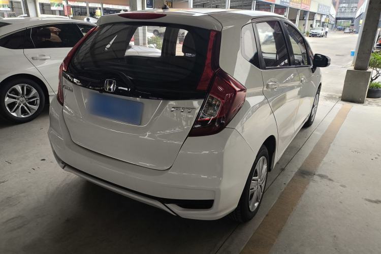 Used Honda Fit 2018 1.5L CVT Comfort Version Exterior 4