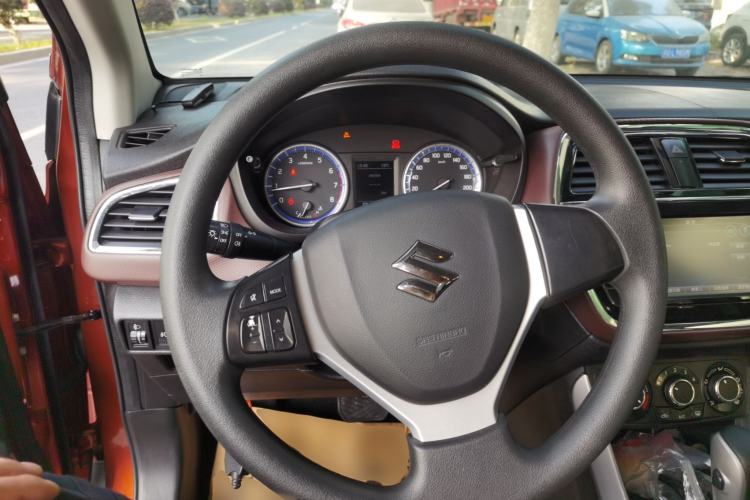 Used Suzuki Vitara S-Cross 2017 1.6L CVT Two-Wheel Drive Urban Fashion Model
