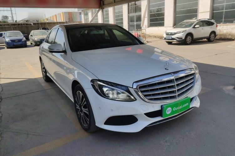 Used Mercedes-Benz C-Class 2015 Facelift C 200 L