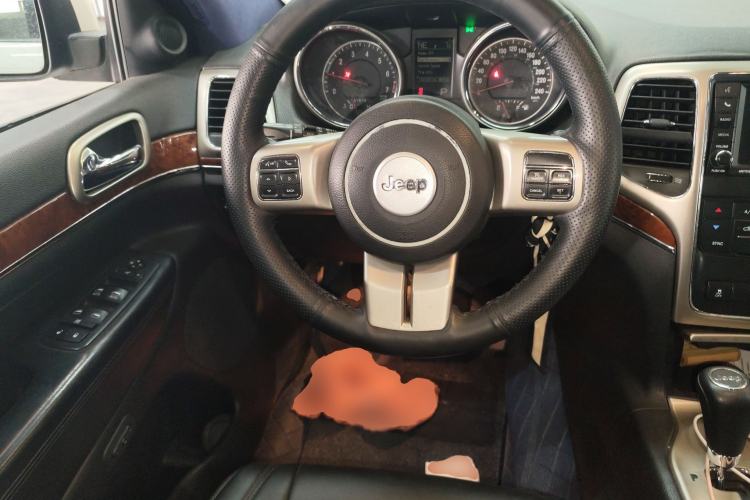 Used Jeep Grand Cherokee 2012 3.6L Luxury Navigation Edition