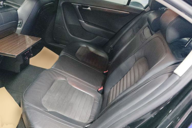 Used Volkswagen Magotan 2015 2.0 TSI Prestige Model Left Rear Seat