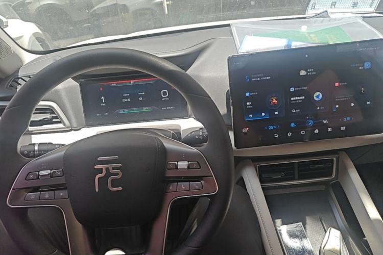 Used BYD Yuan UP 2024 401KM Leading Edition
