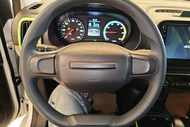 Used Roewe Clever 2021 302 km New Four-Seater Super-Efficient Version