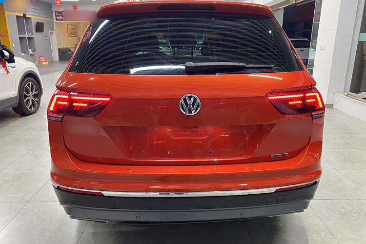 Used Volkswagen Tiguan L 2017 380TSI Automatic All-Wheel-Drive Luxury Edition
