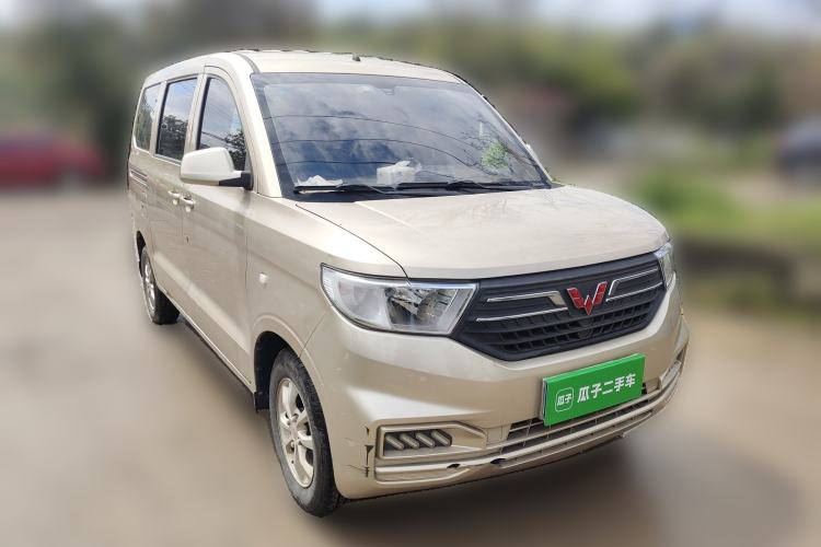 Used Wuling Hongguang V 2019 1.5L Enjoyment Version China VI LAR
