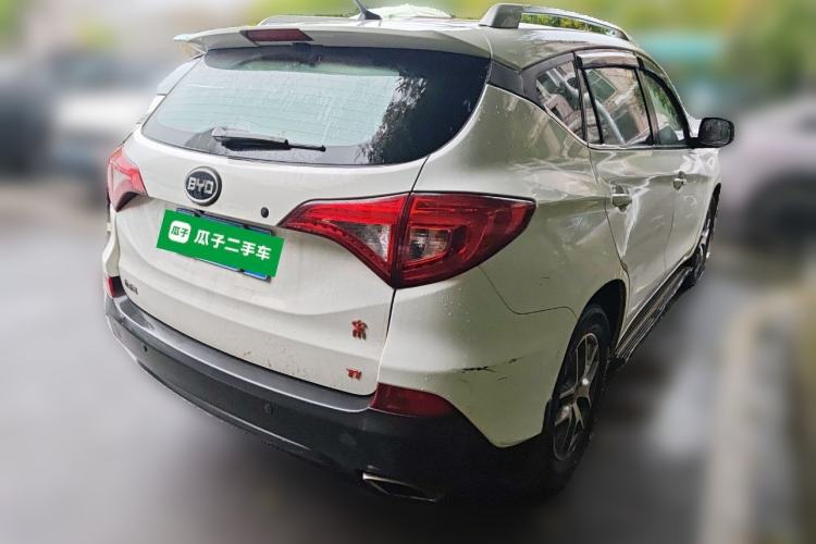 Used BYD Song 2016 GaiShi Edition 1.5TI Manual Elite Model
