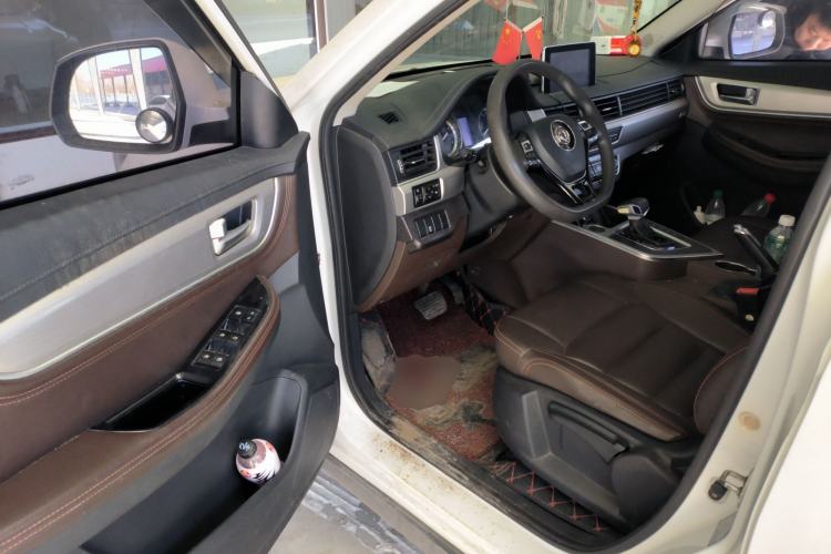 Used FORTHING Joyear X5 2017 1.6L CVT Luxury Model Driver Seat