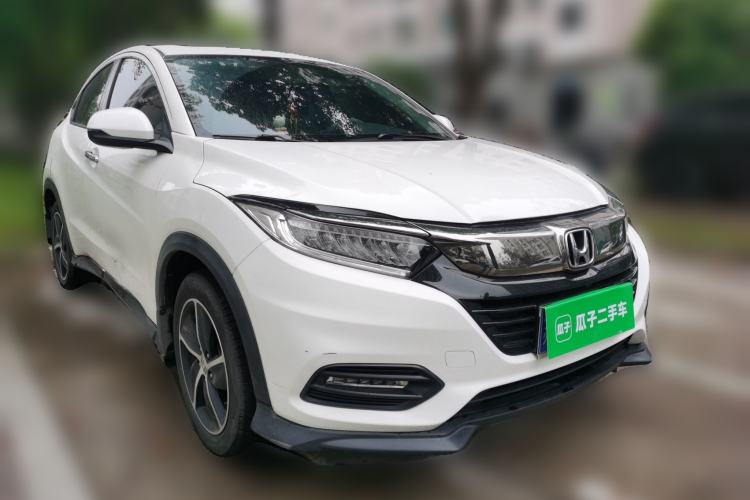 Used Honda Vezel 2020 1.5L CVT Luxury Edition Front Right 45 Deg