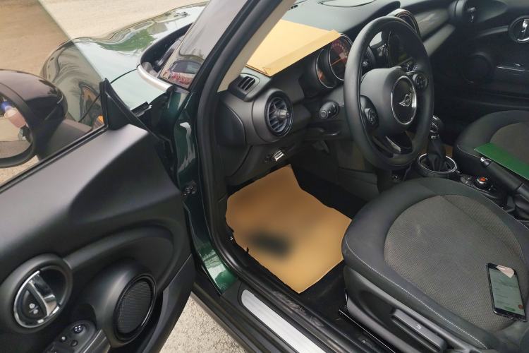 Used MINI 2014 1.5T COOPER Fun
