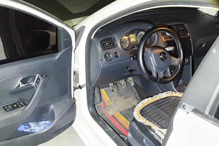 Used Volkswagen Polo 2014 1.4L Manual Fashion Edition