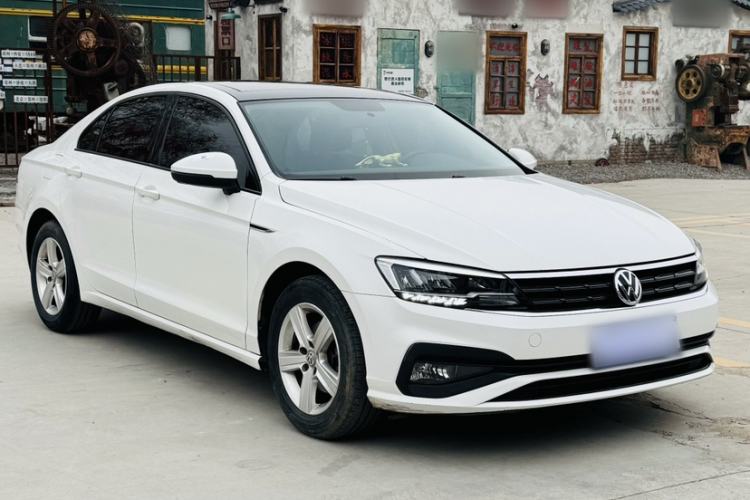 Used Volkswagen Lamando 2019 230TSI DSG Fashion Edition China VI
