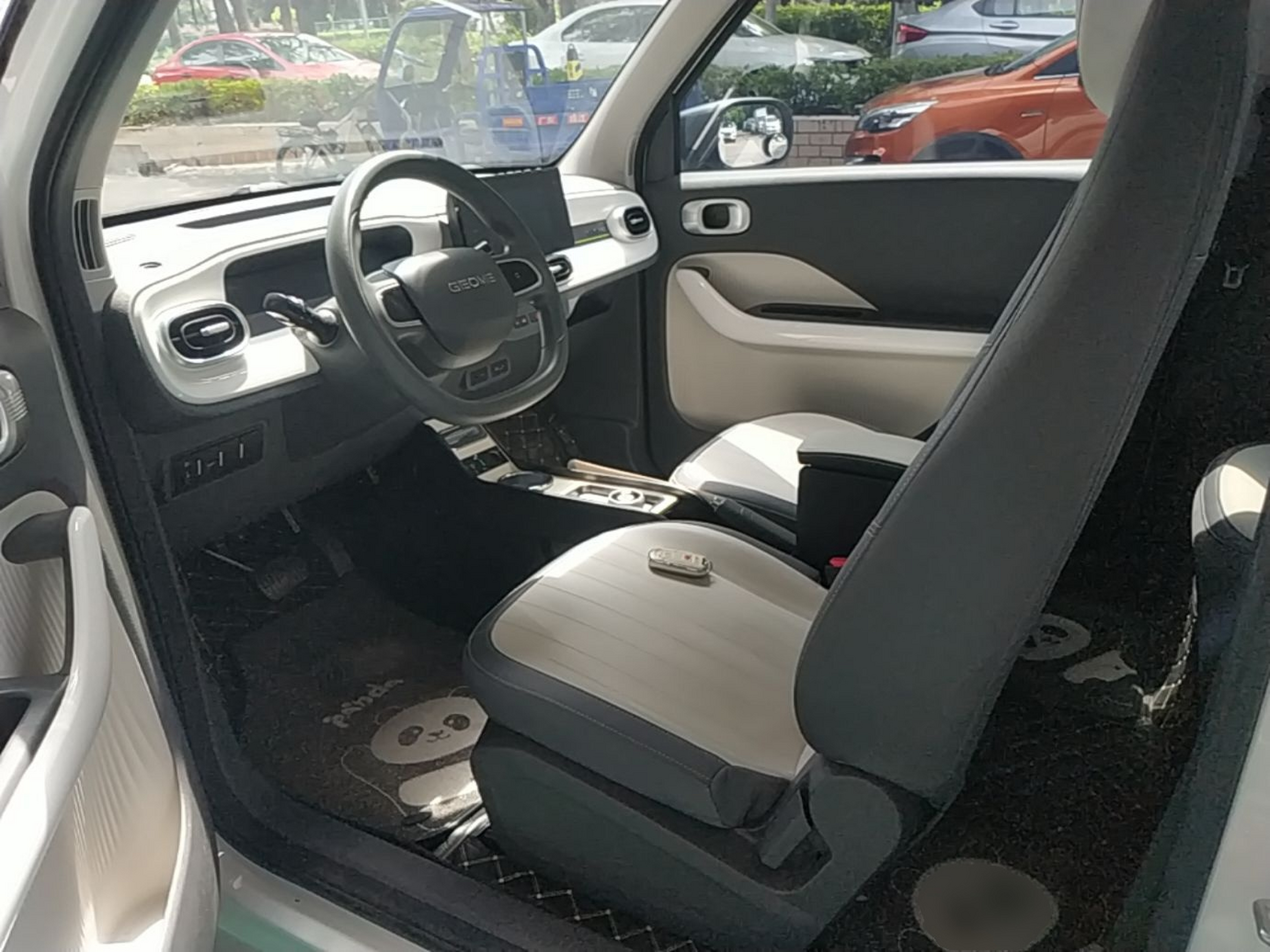 Interior delantero