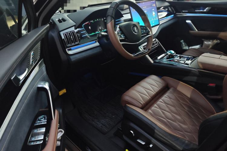 Used BYD Tang New Energy 2021 DM 2.0T Four-Wheel Drive High-Performance Flagship Model
