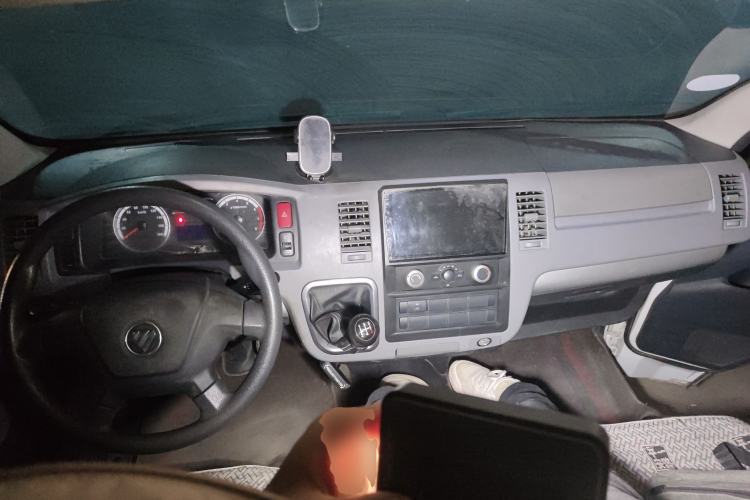 Used Foton Scenic G7 2024 Commercial Version CNG 2.4L Manual Long-Wheelbase High-Roof Van with 2 Seats
