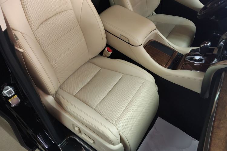 Used Toyota Alphard 2018 3.5L Prestige Edition Right Front Seat