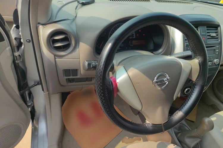 Used Nissan Sunny 2014 1.5XE Manual Comfort Edition