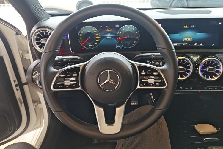 Used Mercedes-Benz A-Class (Import) 2019 A 200 Dynamic Edition
