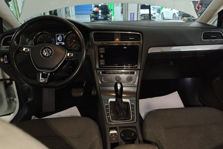 Used Volkswagen Golf 2019 1.6L Automatic Comfort Model China V Standard
