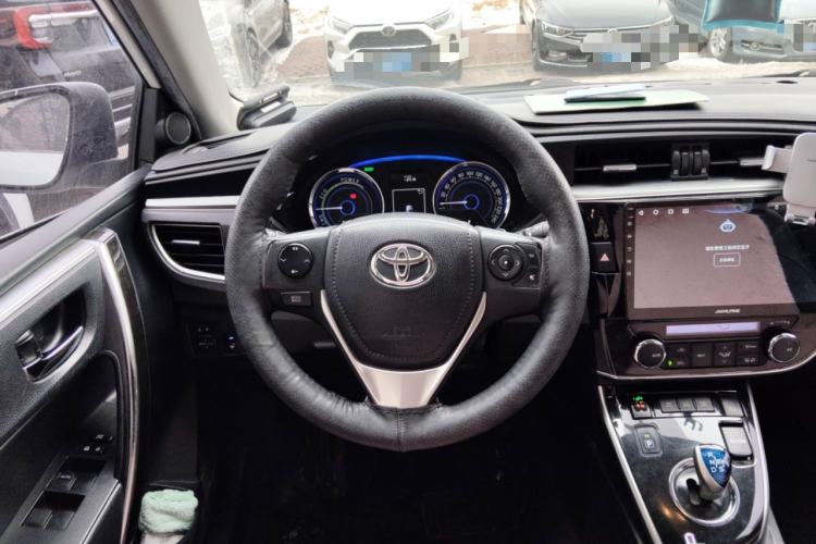 Used Toyota Corolla 2016 Dual-Engine 1.8L E-CVT Elite Edition
