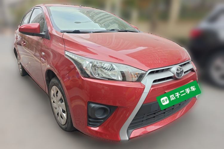 Used Toyota YARiS L Zhi Xuan 2015 1.5E Automatic Charm Edition Front Right 45 Deg