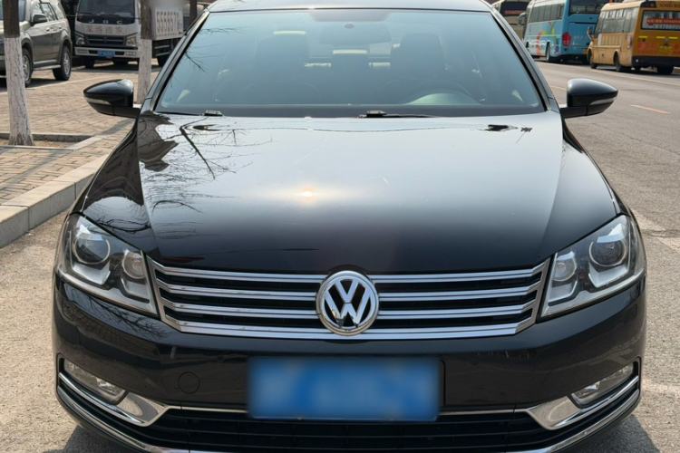 Used Volkswagen Magotan 2015 2.0 TSI Luxury Model Exterior 5