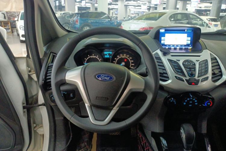 Used Ford EcoSport 2013 1.5L Automatic Fashion Model Steering Wheel