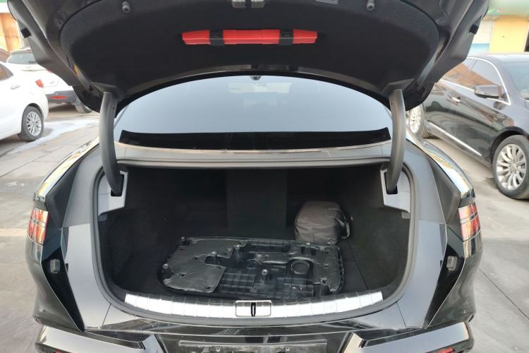 Used Denza Z9 2024 1100 km Four-Wheel Drive Max Version