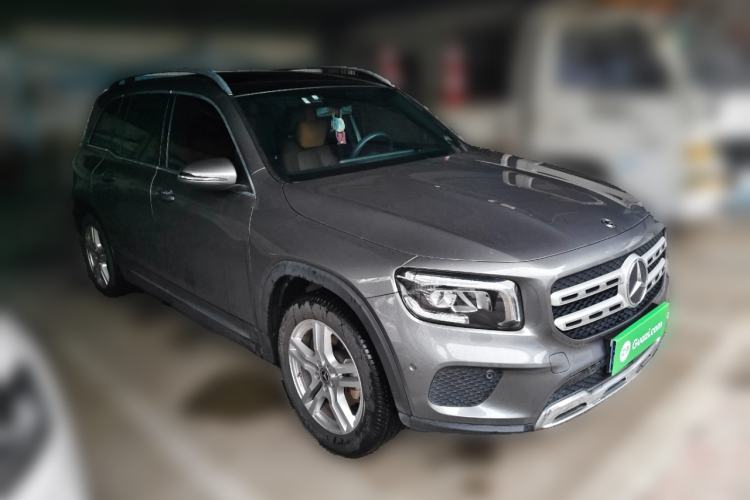 Used Mercedes-Benz GLB 2020 GLB 200 Dynamic Edition Front Right 45 Deg