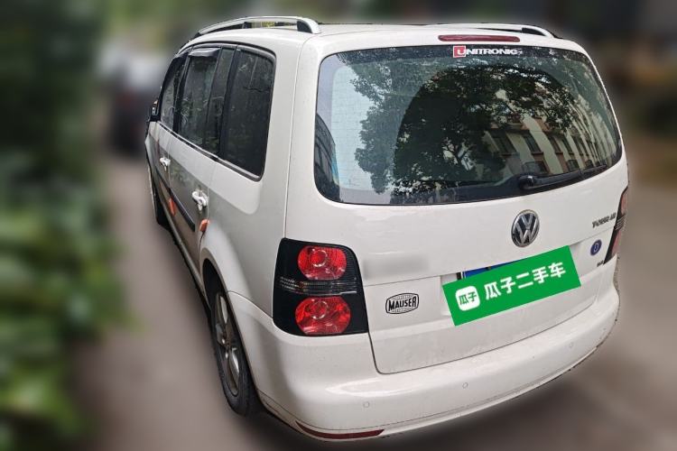 Used Volkswagen Touran 2013 1.4T DSG Crystal Edition 5-Seater Rear Left 45 Deg