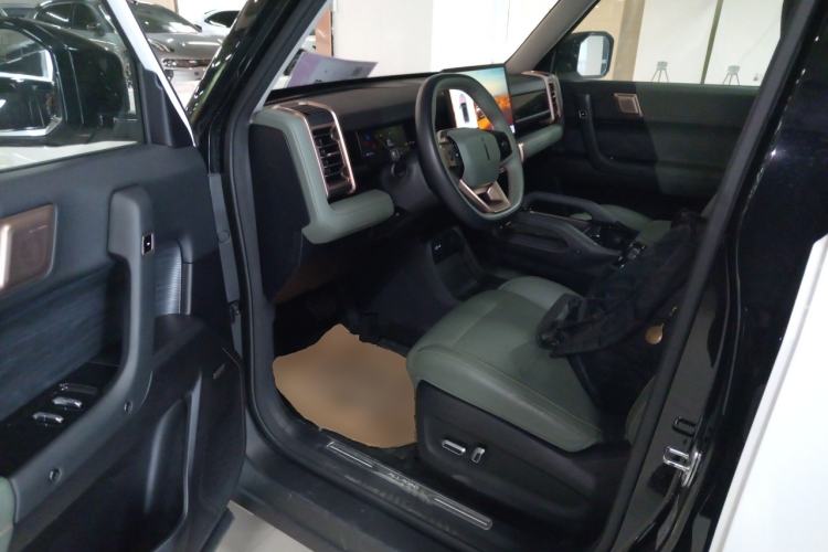 Used iCAR 03 2024 401km Range Two-Wheel Drive Standard Yuechao Version Left Front Seat