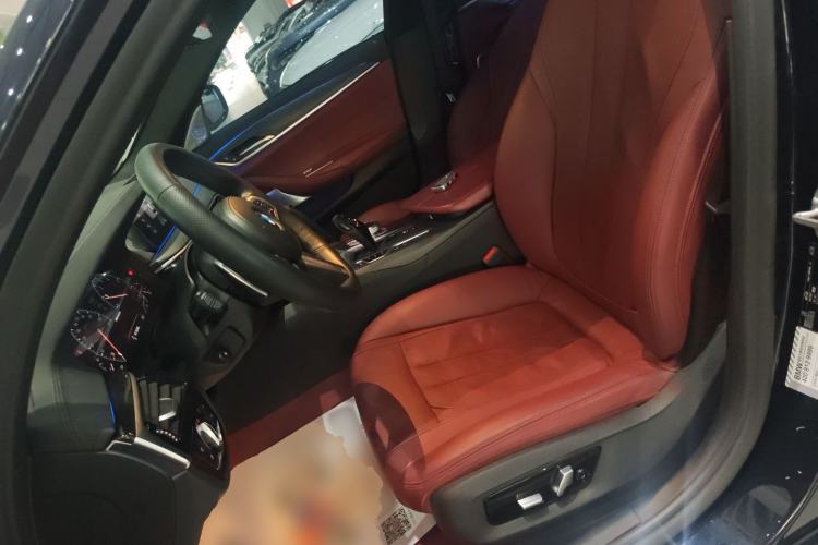 Used BMW 5 Series 2019 Restyled 530Li Luxury Edition M Sport Package Left Front Seat