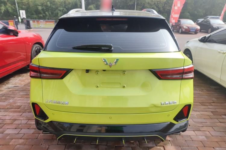 Used Wuling Alvez 2022 1.5T CVT Trendy & Cool Edition
