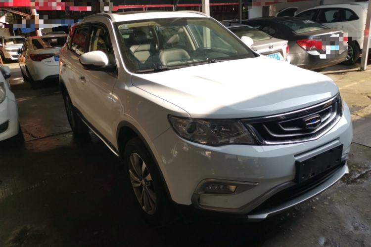 Used Geely Auto Emgrand X7 Sport 2016 2.0L Manual ZhiShang Version Front Right 45 Deg