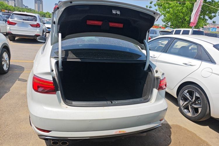 Used Audi A3 2020 Restyled Limousine 35 TFSI Ambition Version China VI
