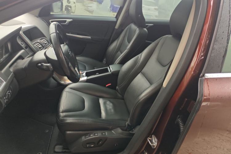 Used Volvo XC60 2015 T5 Smart Upgrade Model