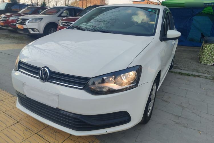 Used Volkswagen Polo 2016 1.4L Manual Fashion Model