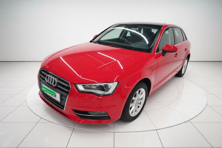 Used Audi A3 2015 Sportback 35 TFSI Millionth Anniversary Intelligent Leading Model Guazi used car, China used car export, Used car for sale, Used cars, Cheapest cars for sale