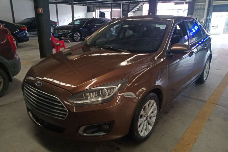 Used Ford Escort 2015 1.5L Automatic Fashion Model